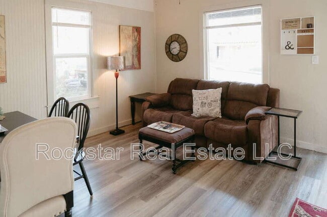 Photo - 1307 W Cleveland Ave