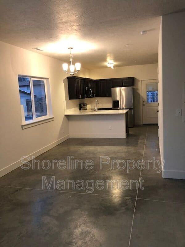 Photo - 2121 S Montana Ave