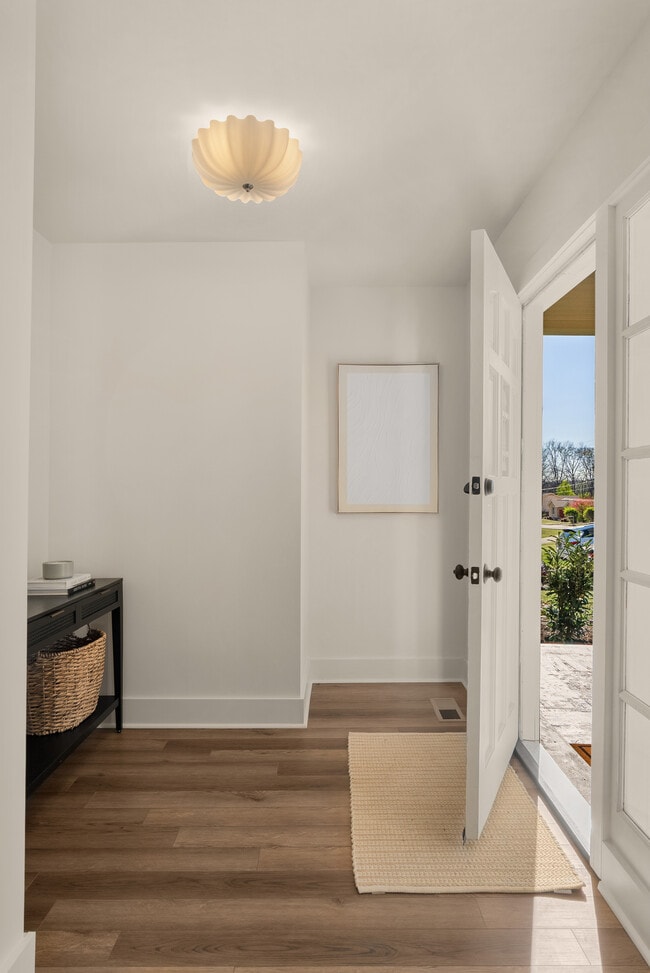 Photo - 234 NW Clearview Dr