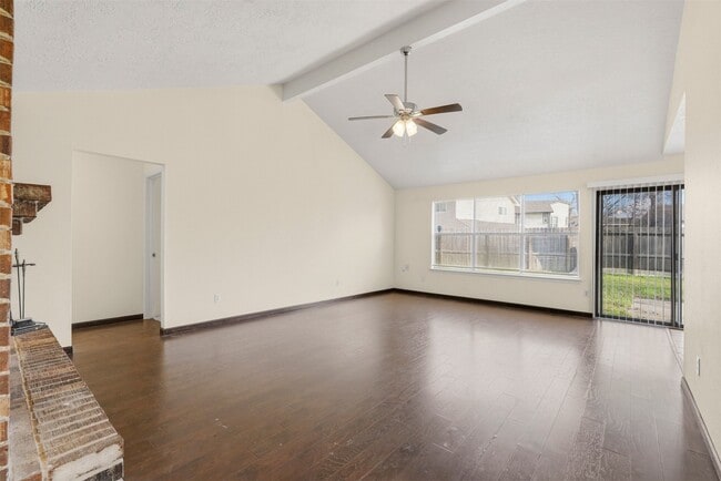 Photo - 1418 Crawley Ct