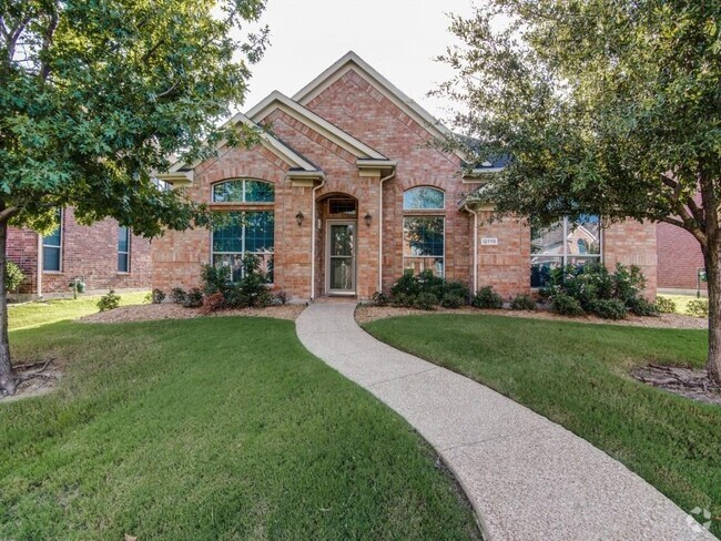 Building Photo - Stunning 4-Bedroom Grayhawk Home Near Trai...