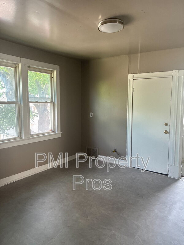Building Photo - 1413 N 37th St Rental