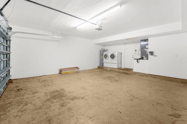 Photo - 21604 Magdalena Ter