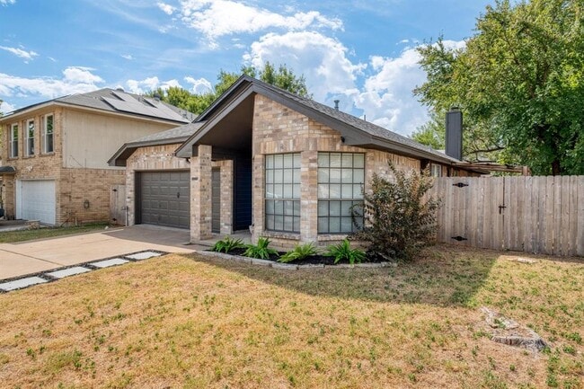 Photo - 14201 Kincheloe St