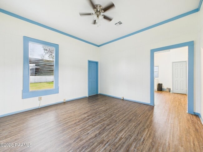 Photo - 405 E Convent St