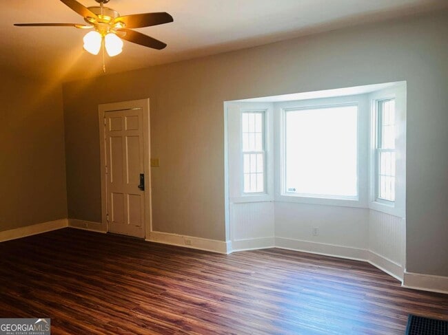 Photo - 507 Sylvan Dr