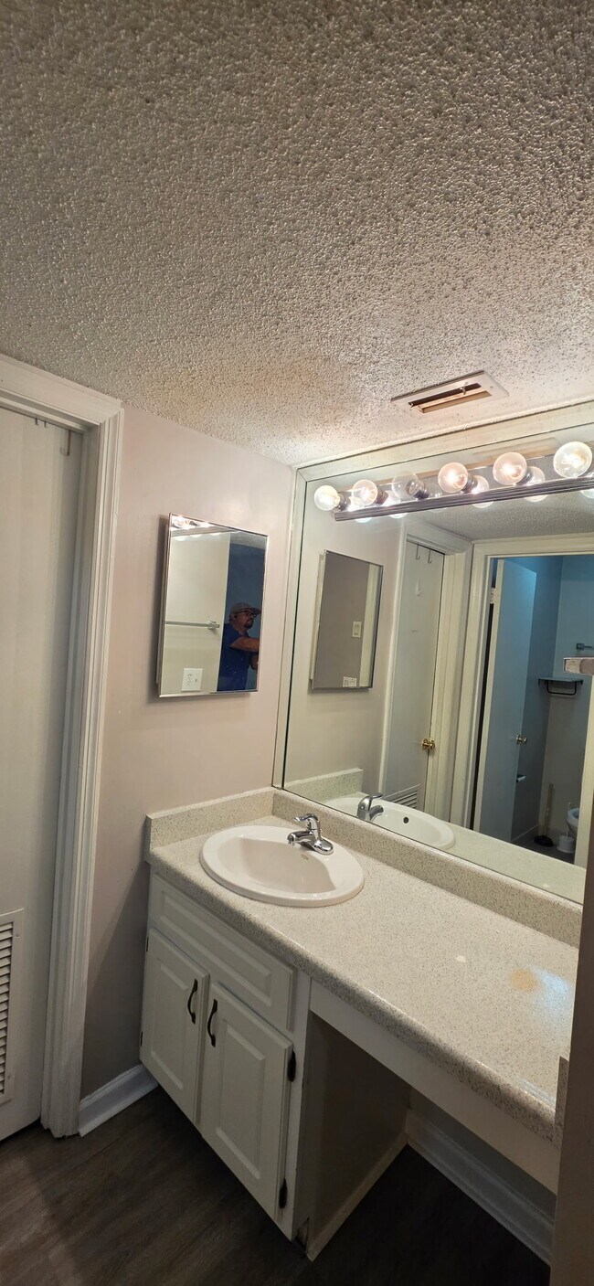 Photo - 551 Flemming Way Unit 205