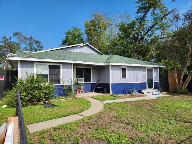 Photo - 13433 Topeka St