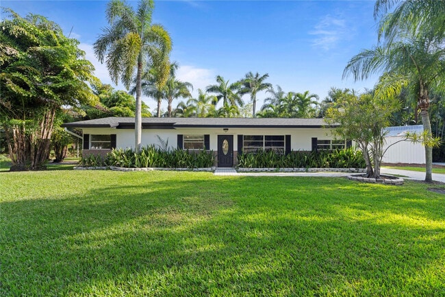 Photo - 16900 SW 62nd St