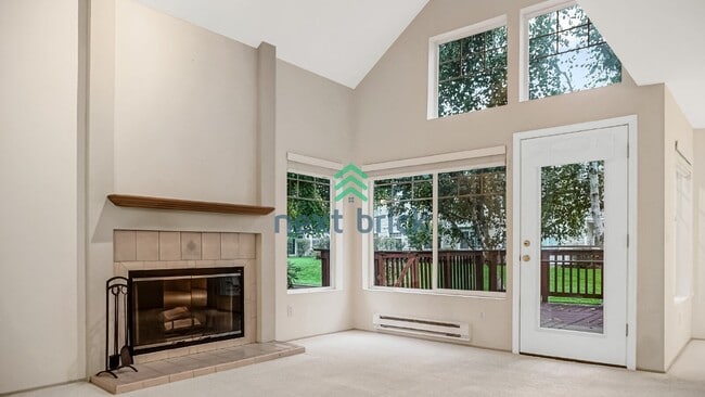 Photo - 3 Bed 2.5 Bath Townhouse Available for Rent!