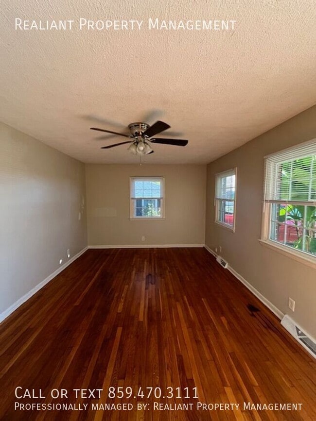 Photo - 125 Hillcrest-