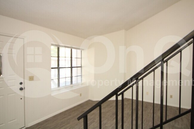 Photo - 921 W University Dr Unit 1220