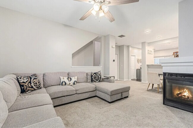 Photo - 4325 Savoy Ln