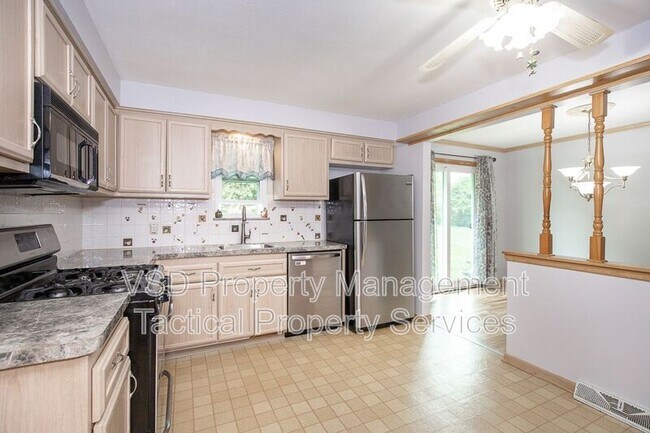 6188 Cabrini Ln