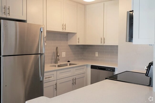 Building Photo - Madison Oaks Apartment Homes
