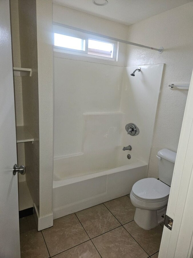 Photo - 1635 Pentecost Way