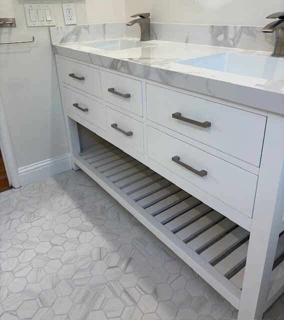 Photo - 3710 Sundale Rd