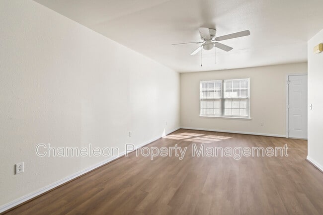 Photo - 2910 Dawn Ct