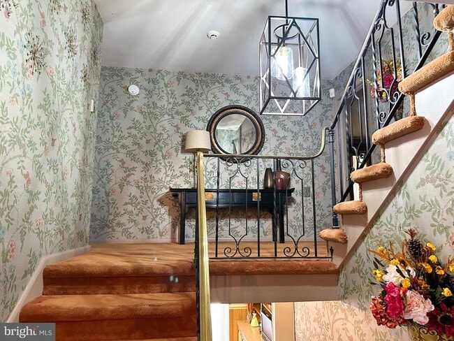 Photo - 600 Glenside Rd