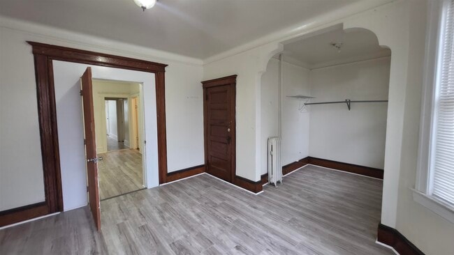Building Photo - 19 Delaware Ave Unit 2
