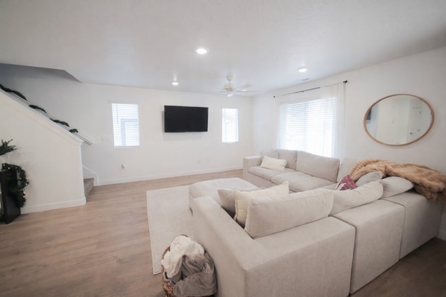 Photo - 1737 S Devils Garden Ln