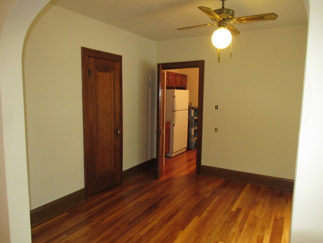 Dining Room - 1520 Front St Unit 2