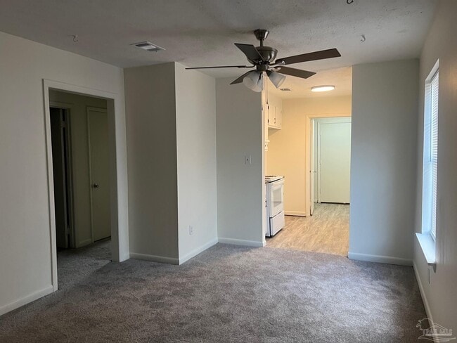 Photo - 1267 Redwood Ln