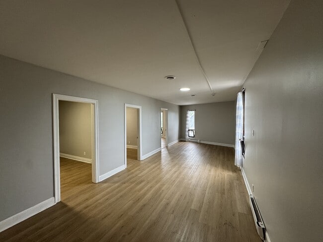 400 Lutz St Unit 1