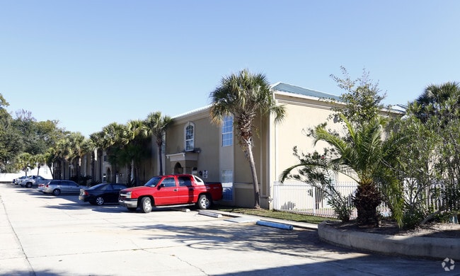 Photo - South Palm Villas