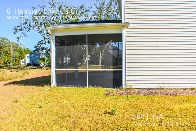 Photo - 8 Hanging Branch Ct.