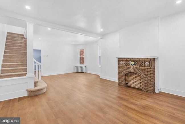 Building Photo - 118 N 2nd St Rental