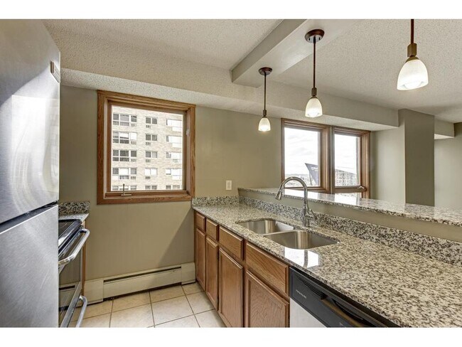 Photo - 433 S 7th St Unidad 1828