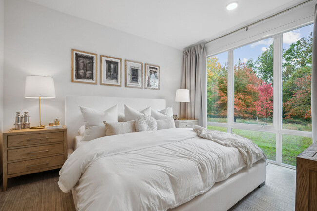 Building Photo - Enclave at Raritan Rental