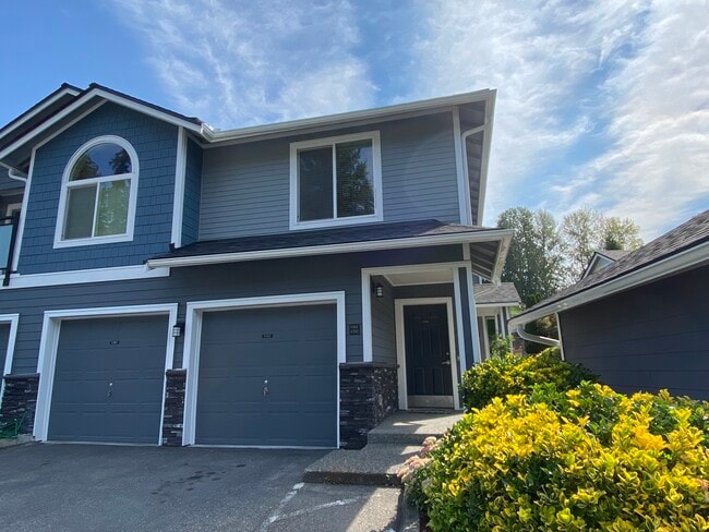 Building Photo - 2201 192nd St SE Unit V202