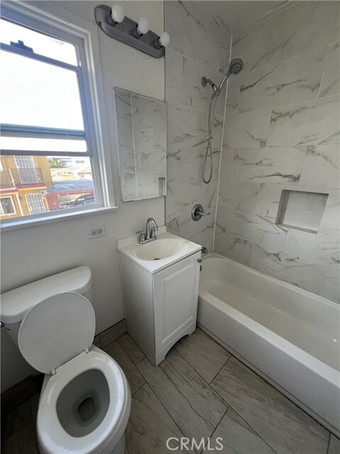 Photo - 14815 Lemoli Ave Unit C
