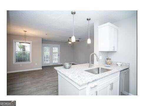 Photo - 100 Dunwoody Gables Dr Unidad 4D-204 Rental