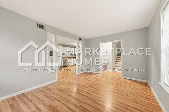Photo - 427 Whispering Pines Dr