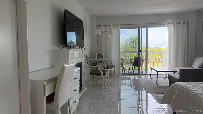 2600 N Flagler Dr Unit 413