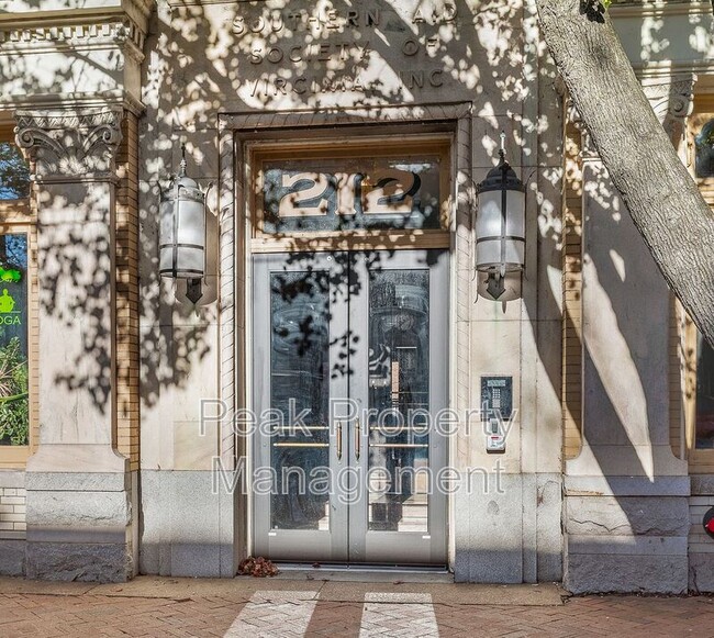 Photo - 212 E Clay St