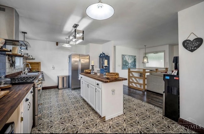 Photo - 515 Maxine Dr Unit 1-4 s