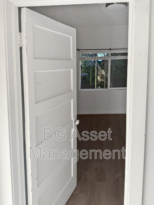 Photo - 859 California Blvd Unit B