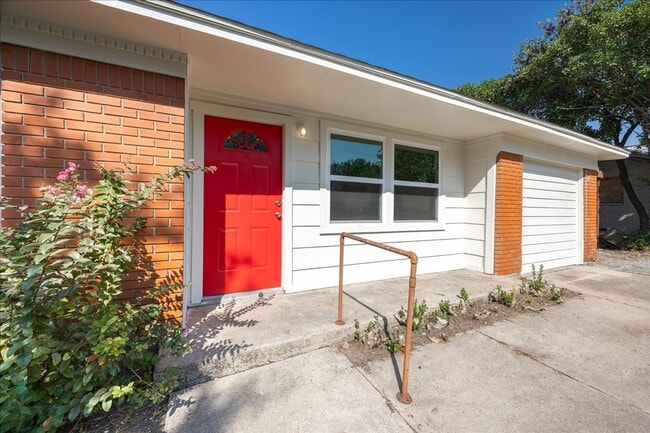 Photo - 103 Hillcrest Dr