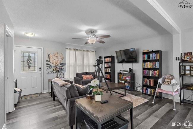 Photo - 4708 Langford Ln