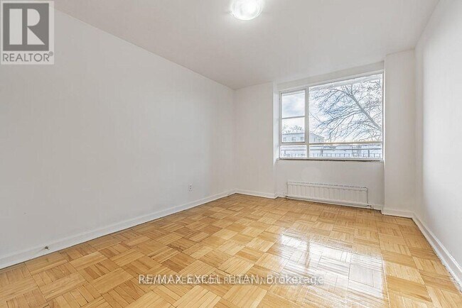 Photo - 165 Cosburn Ave. Unité 401