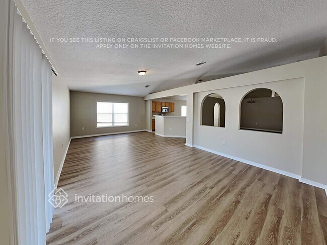 5241 Silver Thistle Ln