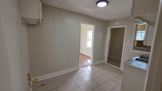 Photo - 3061 Seminole Rd