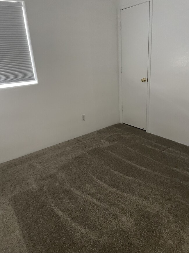 Photo - 1821 Thrall St