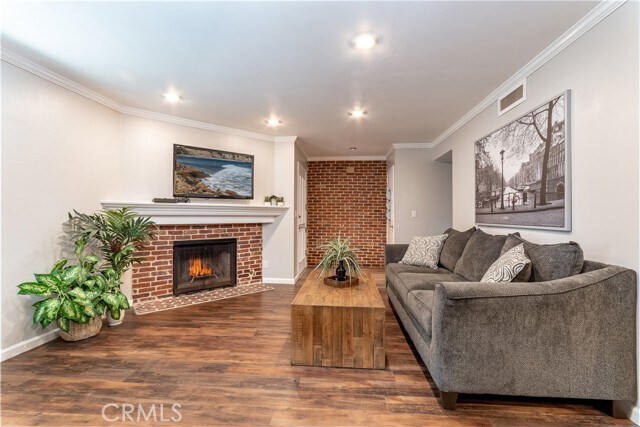 Photo - 6716 Clybourn Ave Condo Unit 146