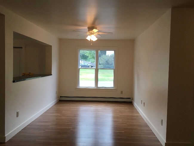 288 Pleasant St