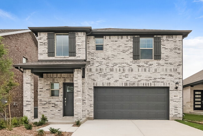 Building Photo - 801 Dotty Dr